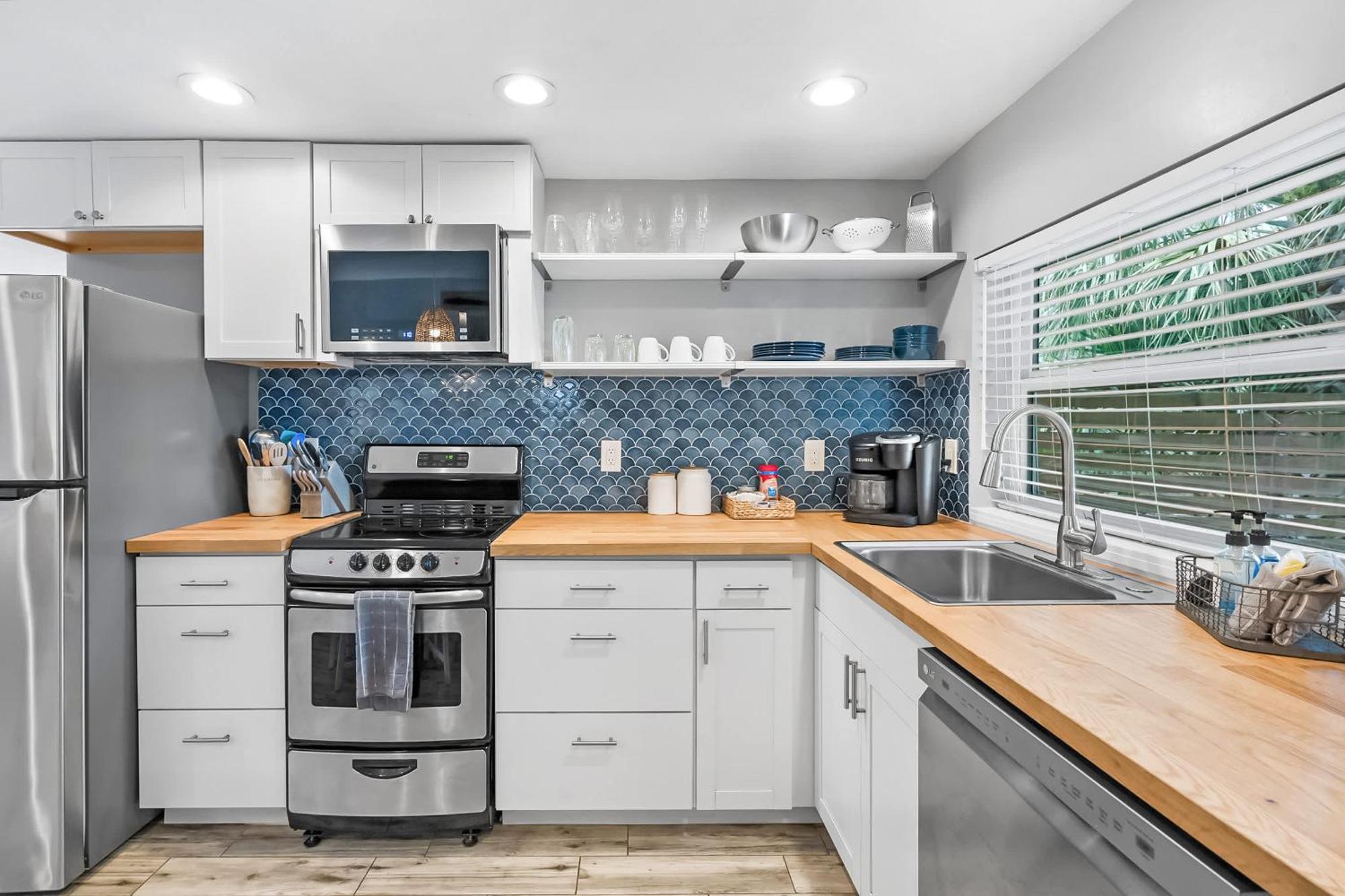 Coral Cottage, Stylish Studio Suite On Canal, Walkable To Beach, Private Parking St. Augustine Buitenkant foto