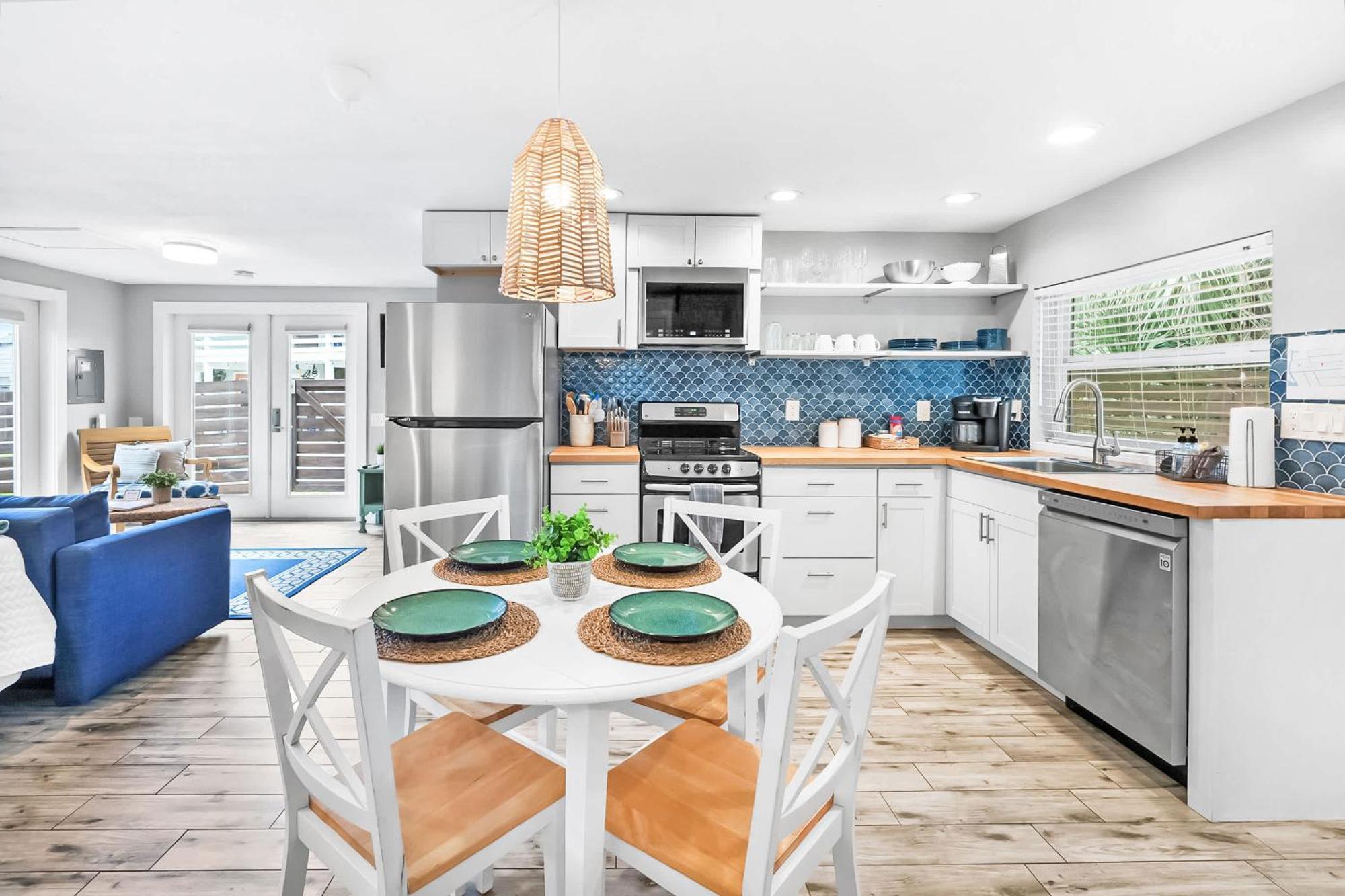 Coral Cottage, Stylish Studio Suite On Canal, Walkable To Beach, Private Parking St. Augustine Buitenkant foto